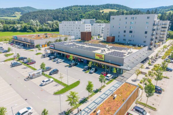 Obchodná galéria Naša - Kysucké Nové Mesto
