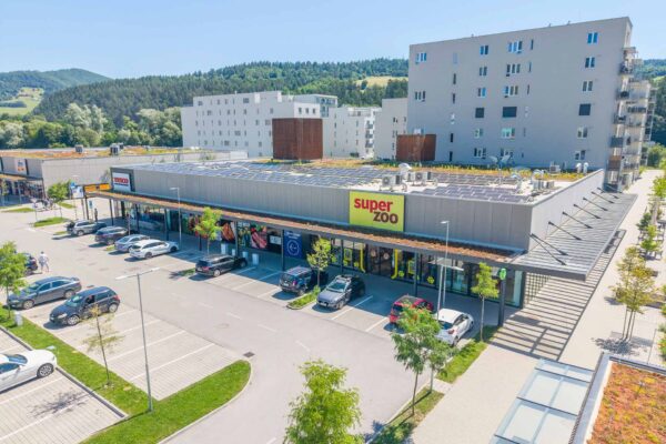 Obchodná galéria Naša - Kysucké Nové Mesto